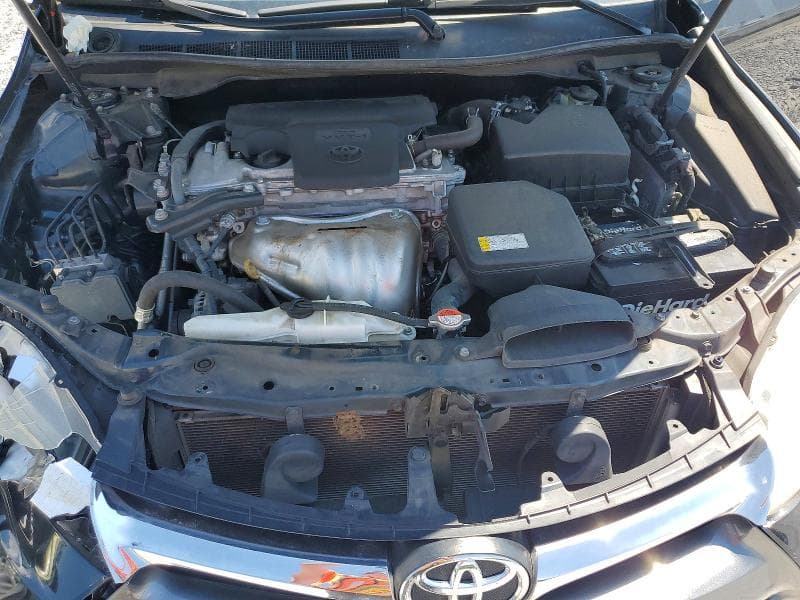 2016 TOYOTA CAMRY LE 11