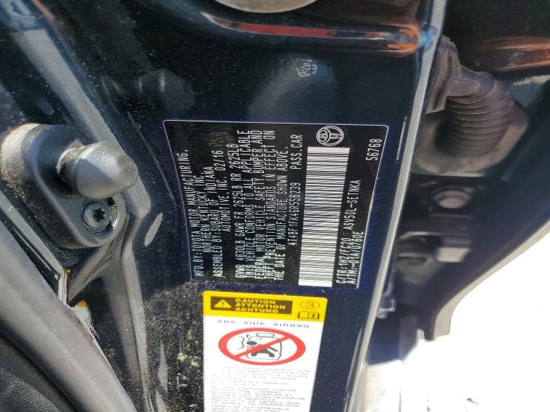 2016 TOYOTA CAMRY LE 12