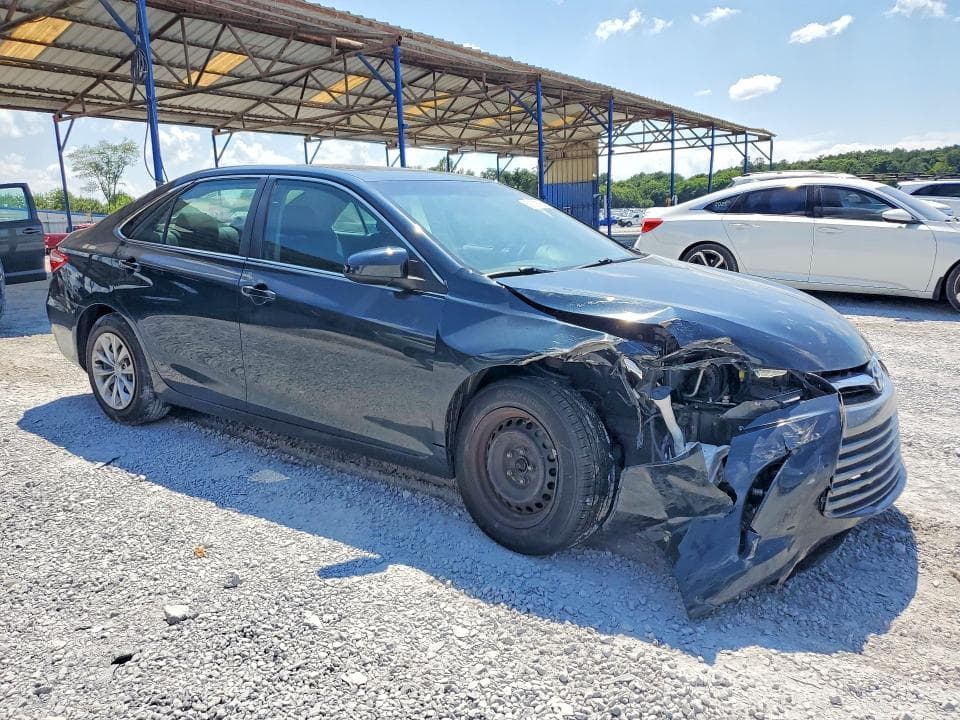 2016 TOYOTA CAMRY LE 4