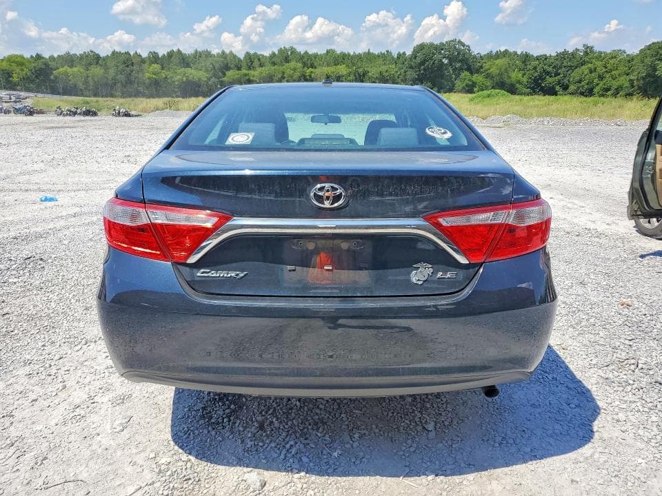 2016 TOYOTA CAMRY LE 6