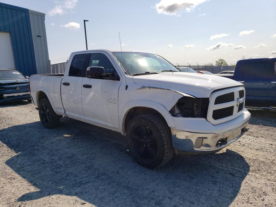 2018 RAM 1500 SLT SLT 4