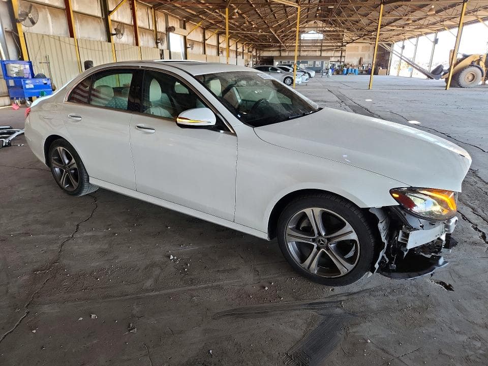 2019 MERCEDES-BENZ E 300 4