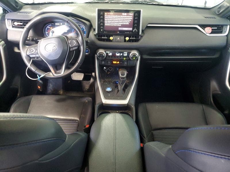 2019 TOYOTA RAV4 XSE 8