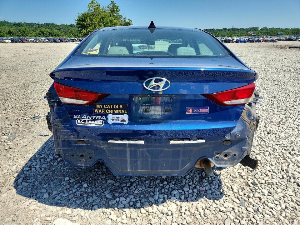 2017 HYUNDAI ELANTRA SE SE 6