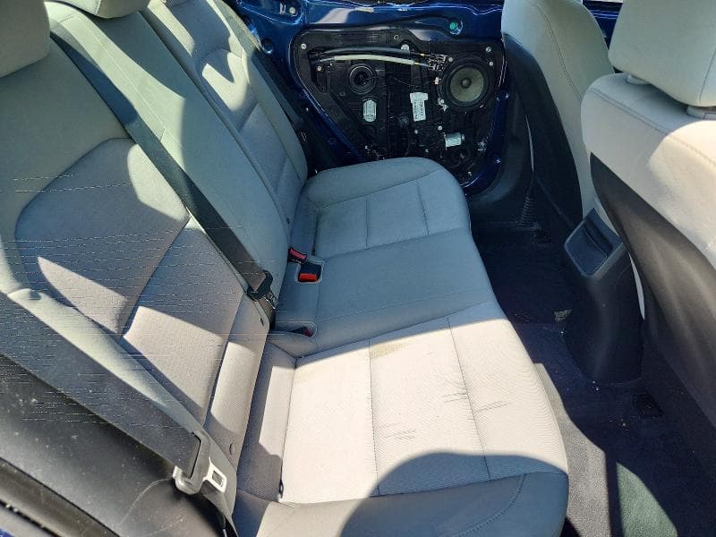 2017 HYUNDAI ELANTRA SE SE 10