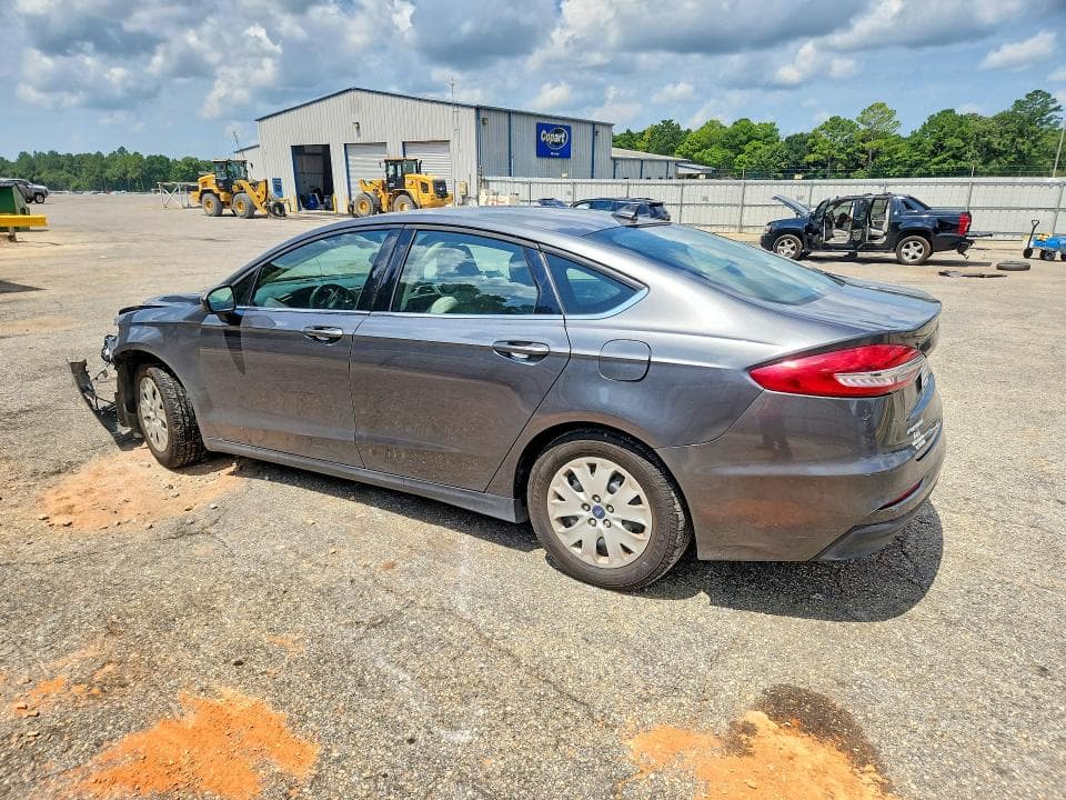 2020 FORD FUSION S 2