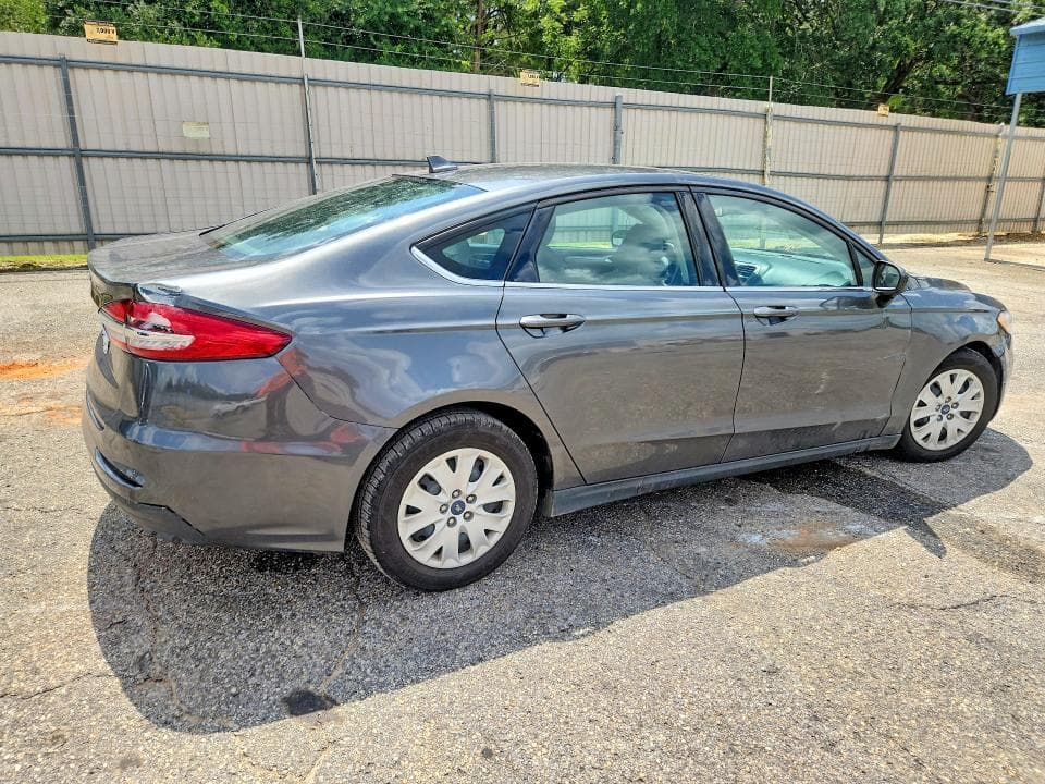 2020 FORD FUSION S 3