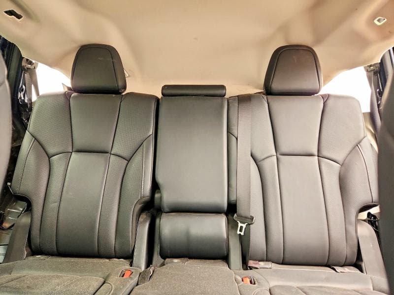 2022 SUBARU ASCENT LIMITED 10