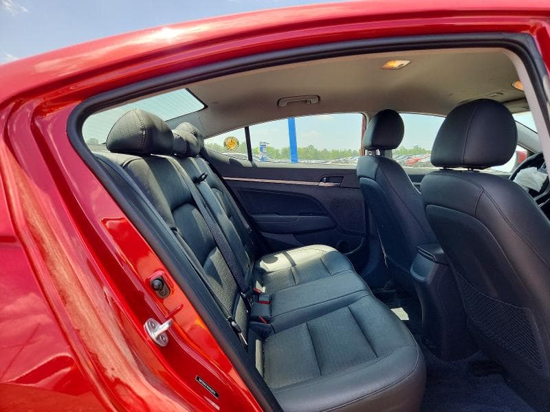 2017 HYUNDAI ELANTRA LIMITED 10