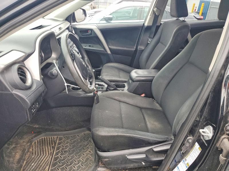 2016 TOYOTA RAV4 LE 7