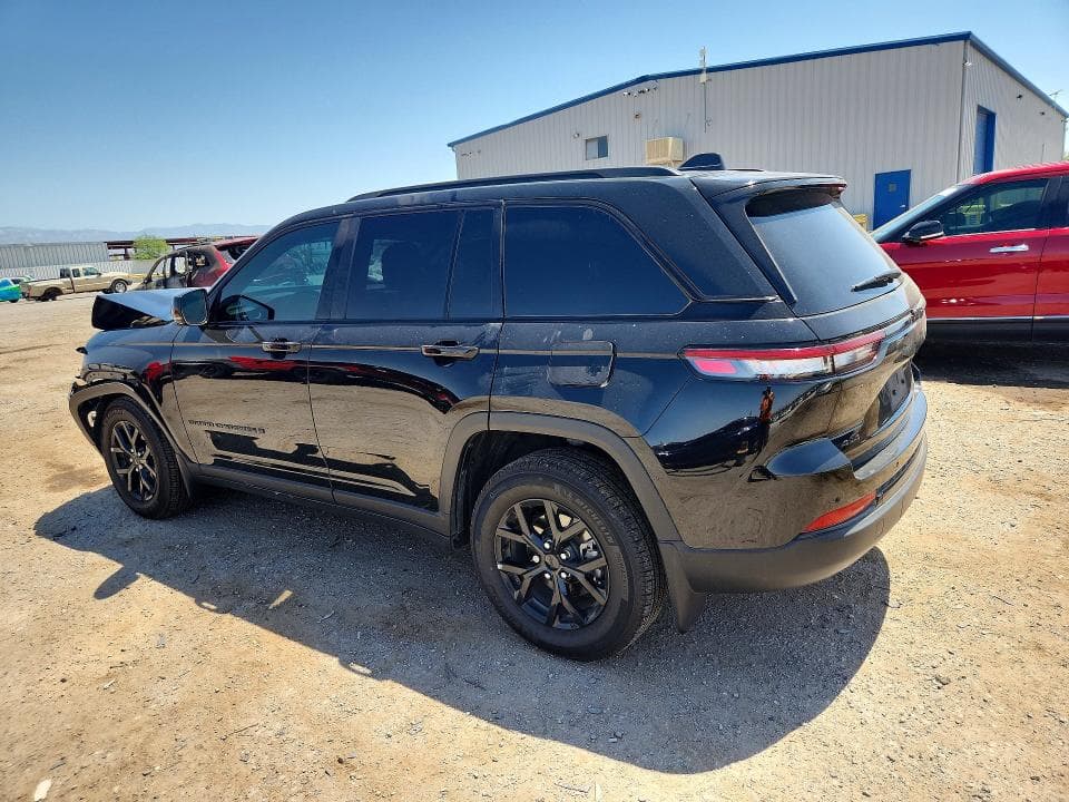 2025 JEEP GRAND CHEROKEE 2