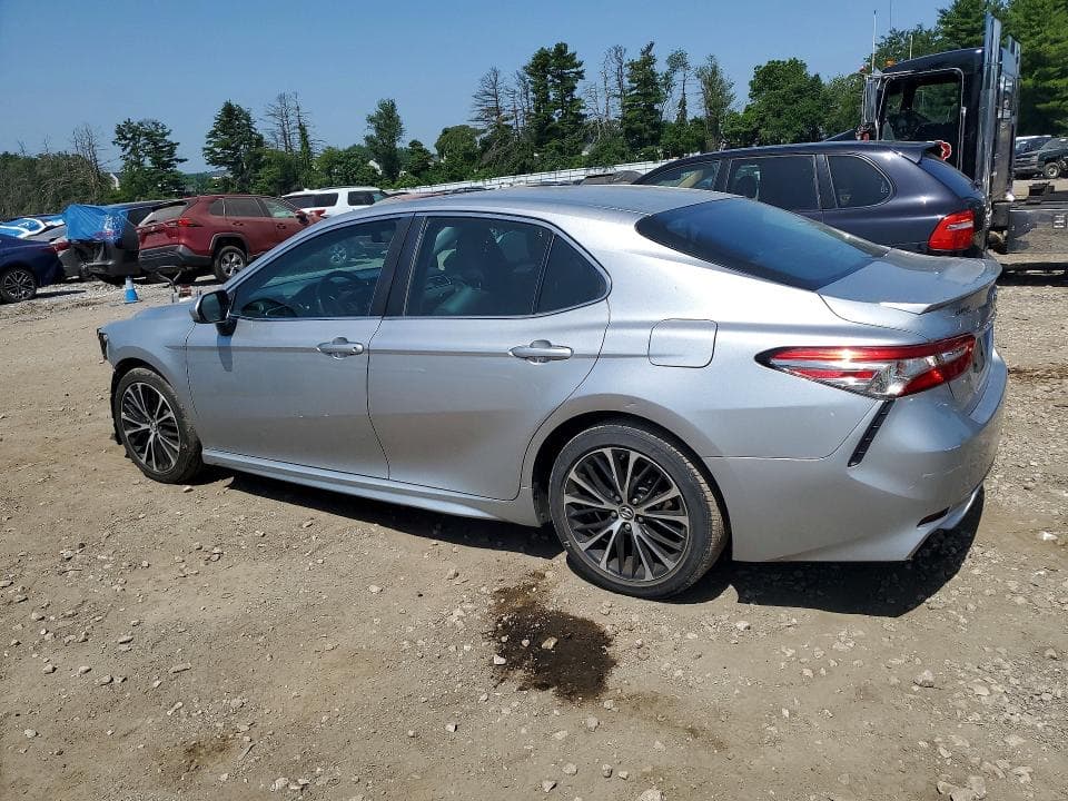 2018 TOYOTA CAMRY SE SE 2