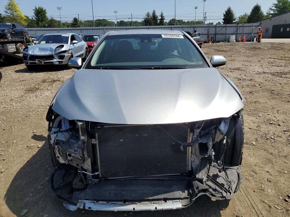 2018 TOYOTA CAMRY SE SE 5