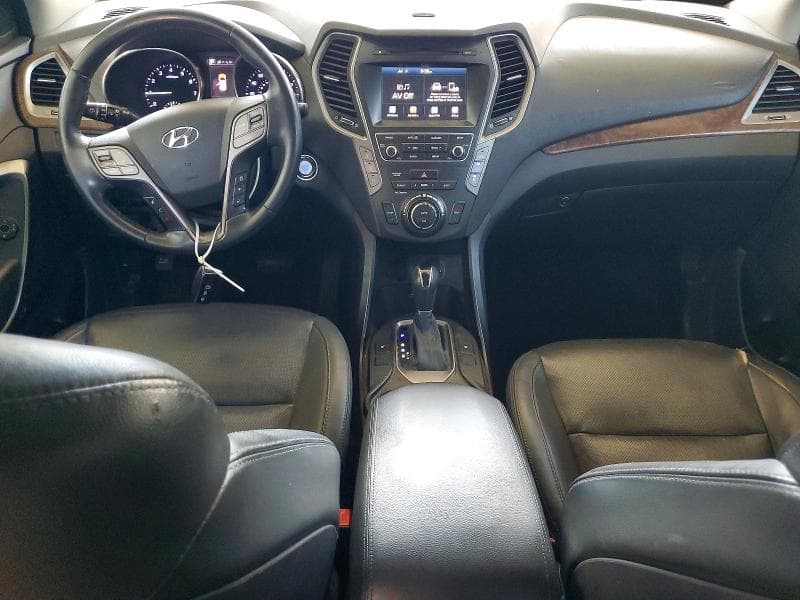 2017 HYUNDAI SANTA FE SE SE 8