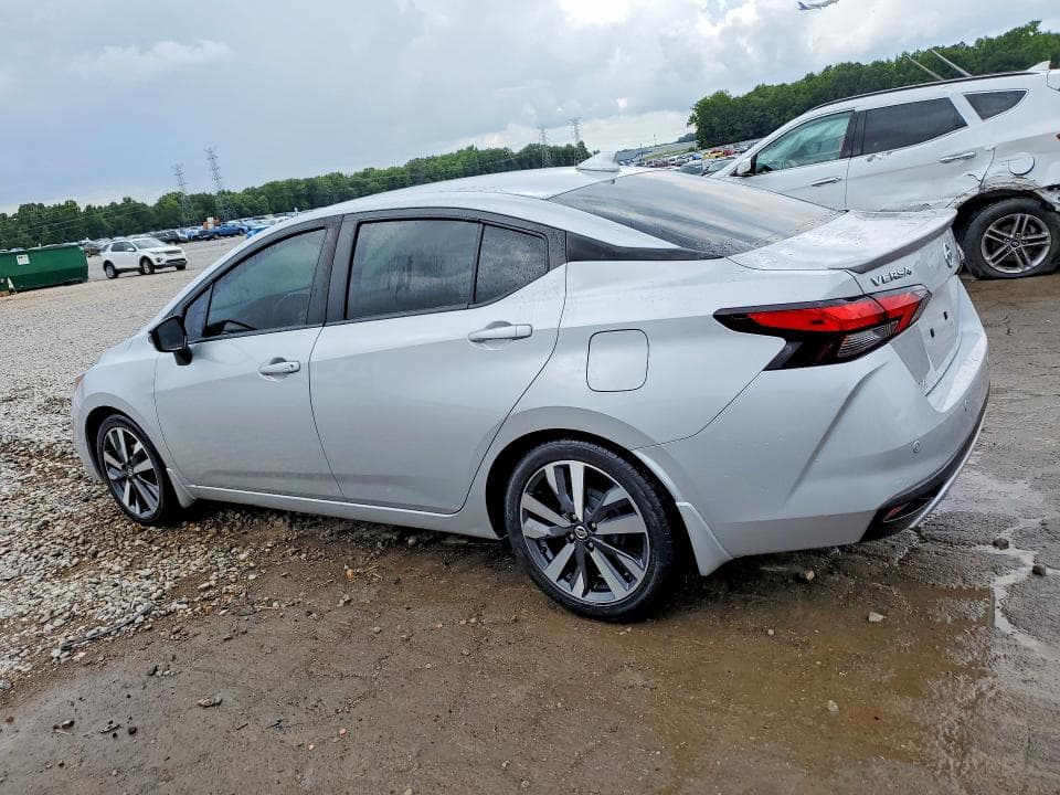 2021 NISSAN VERSA SR 2
