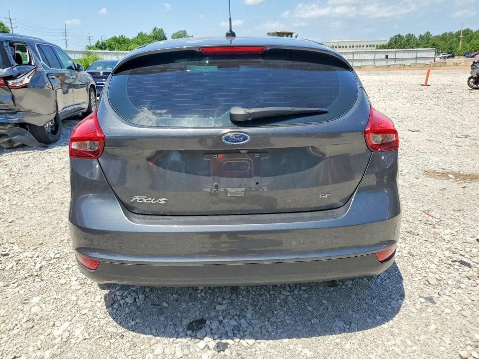 2017 FORD FOCUS SE 6