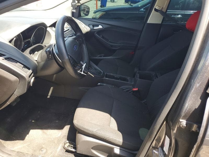 2017 FORD FOCUS SE 7