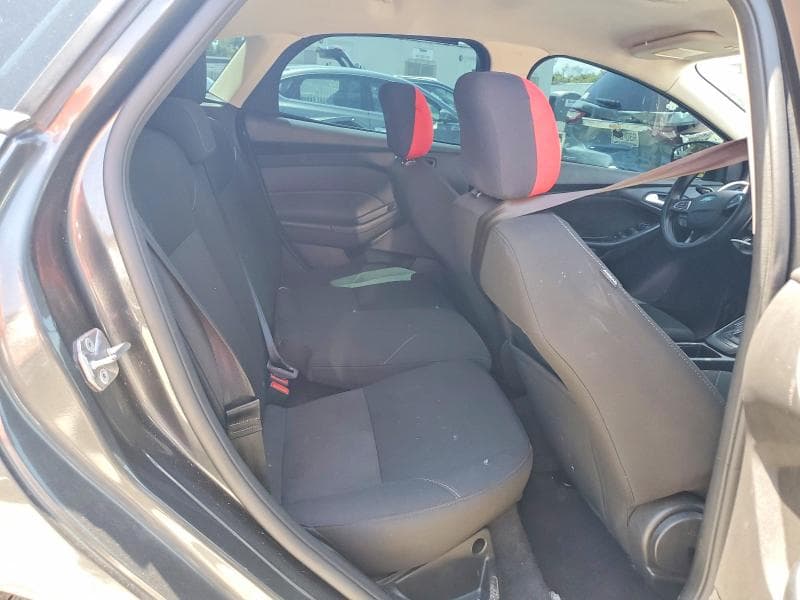 2017 FORD FOCUS SE 10