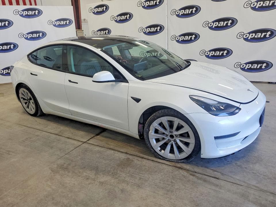 2023 TESLA MODEL 3 4
