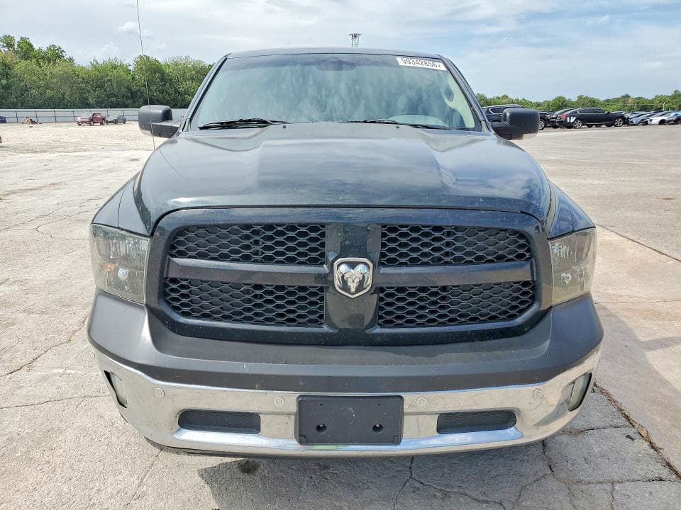 2016 RAM 1500 SLT 5