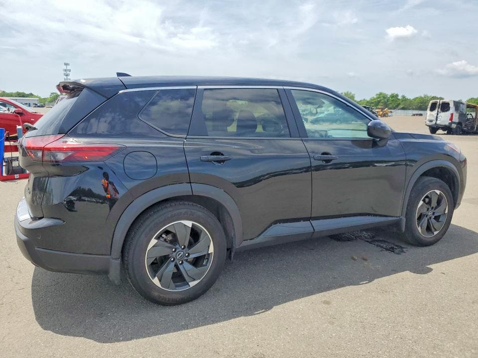 2024 NISSAN ROGUE SV 3