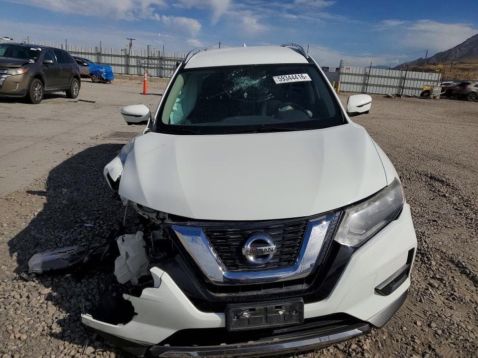 2017 NISSAN ROGUE 5