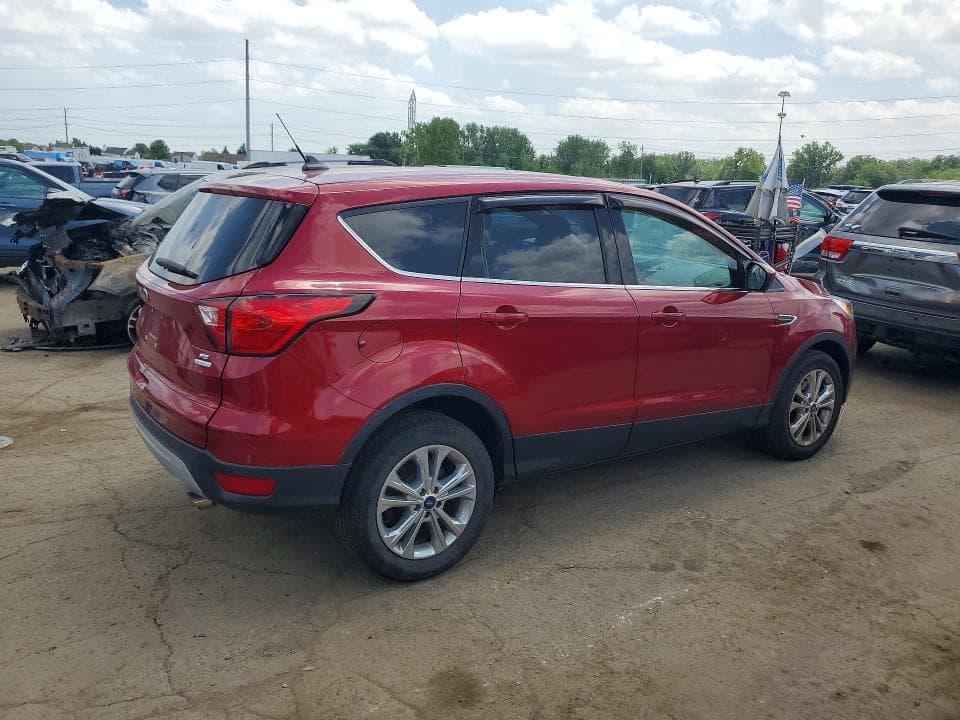 2019 FORD ESCAPE SE SE 3