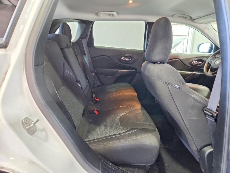 2020 JEEP CHEROKEE LATITUDE 11