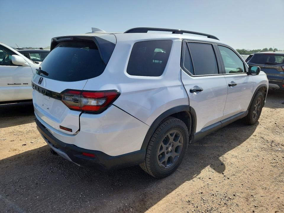 2025 HONDA PILOT TRAILSPORT 3