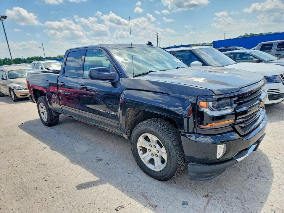 2016 CHEVROLET SILVERADO K1500 LT 4