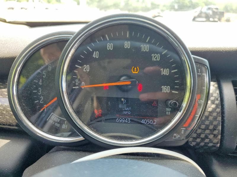 2019 MINI COOPER S 9