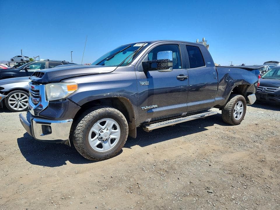 2017 TOYOTA TUNDRA SR5 - 1
