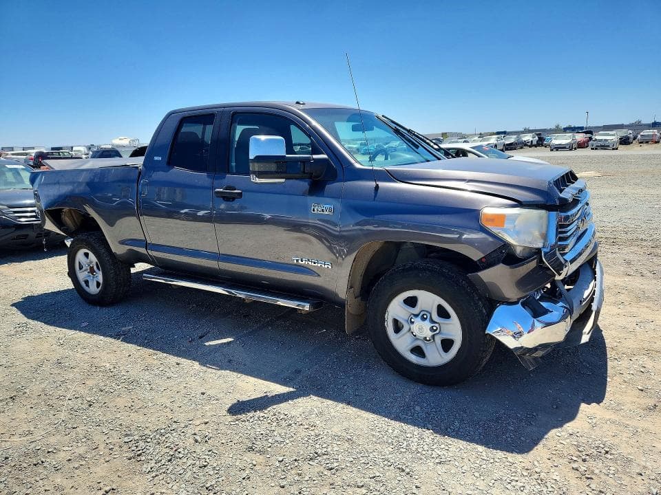 2017 TOYOTA TUNDRA SR5 4