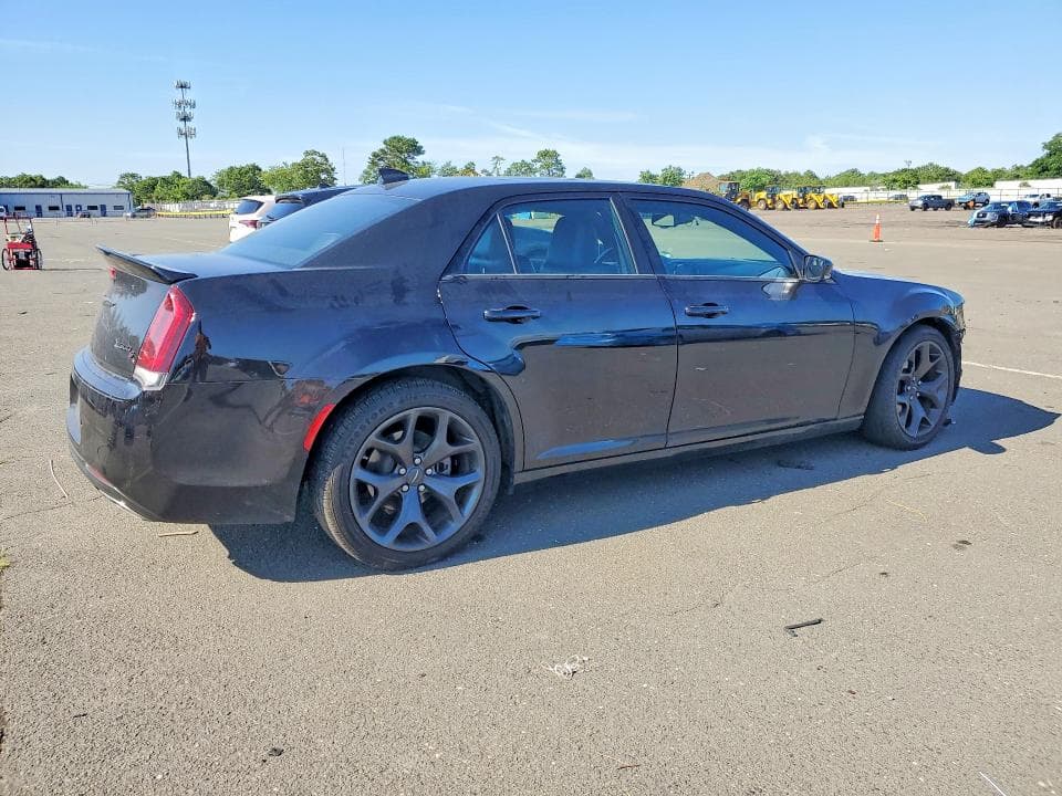 2023 CHRYSLER 300 S 3