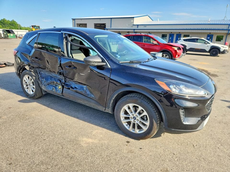2022 FORD ESCAPE SE SE 4