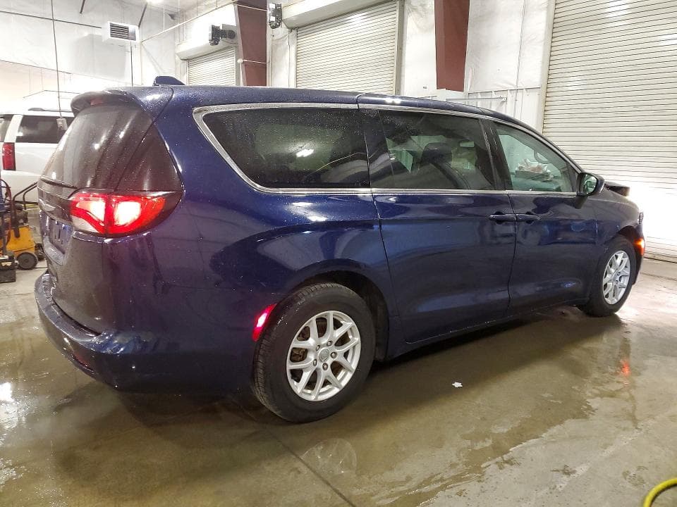 2017 CHRYSLER PACIFICA TOURING 3