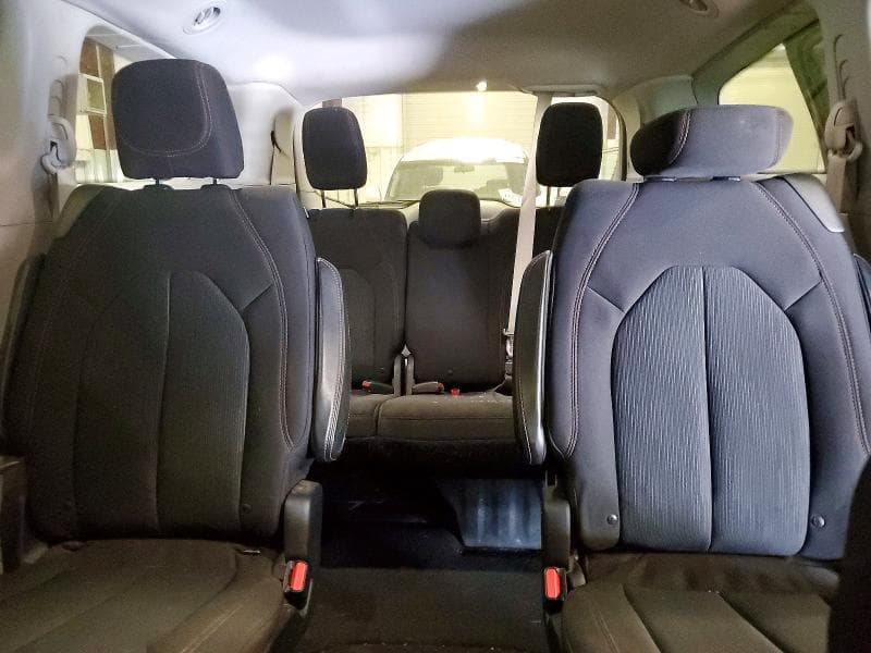 2017 CHRYSLER PACIFICA TOURING 10