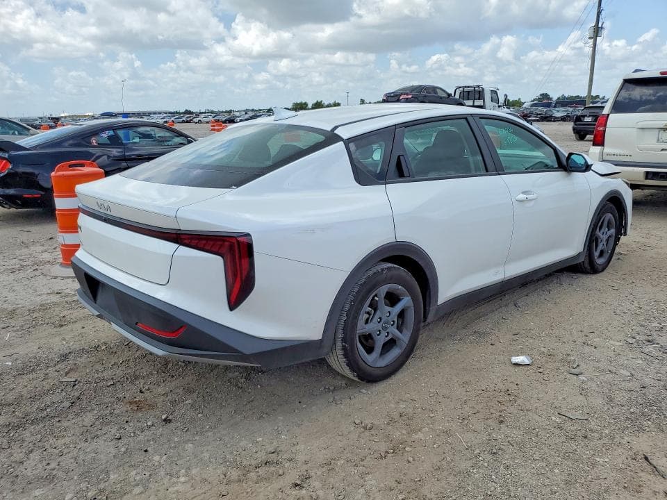 2026 KIA K4 LXS LXS 3