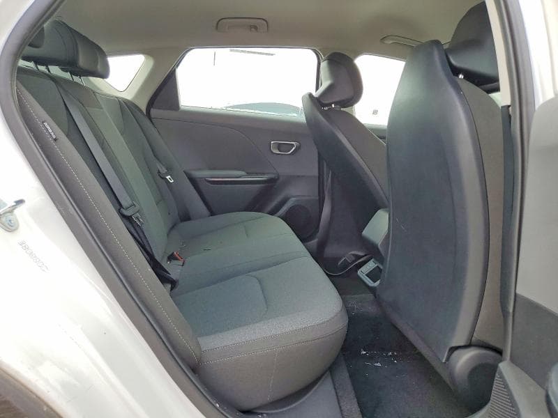 2026 KIA K4 LXS LXS 10