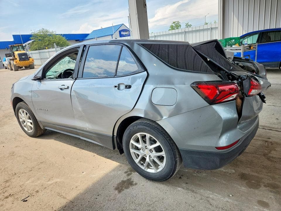 2023 CHEVROLET EQUINOX LS LS 2
