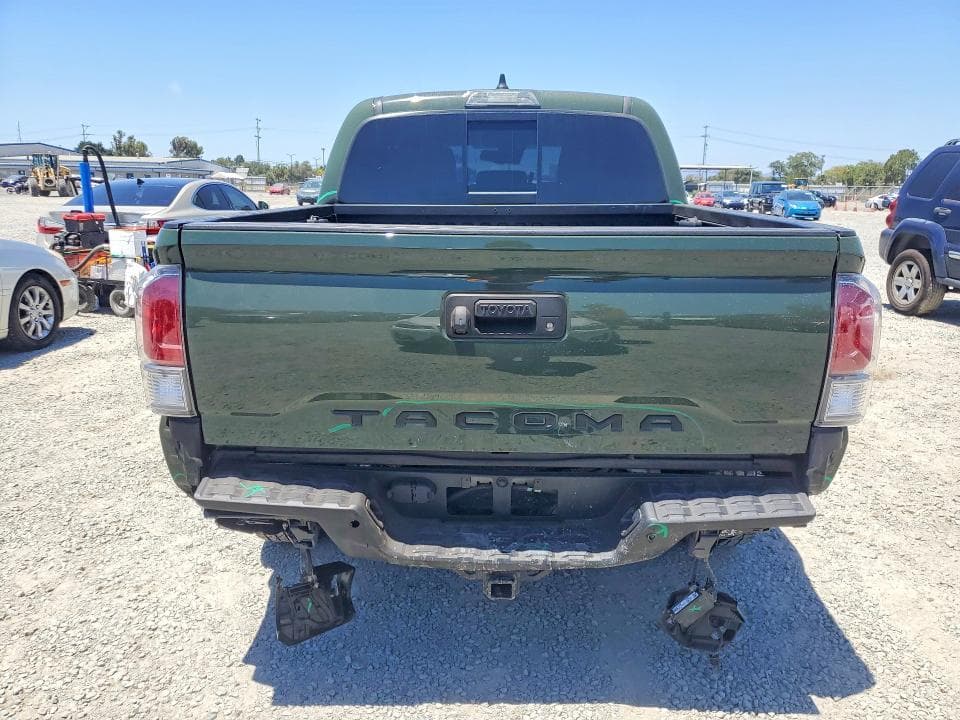 2021 TOYOTA TACOMA TRD SPORT 6