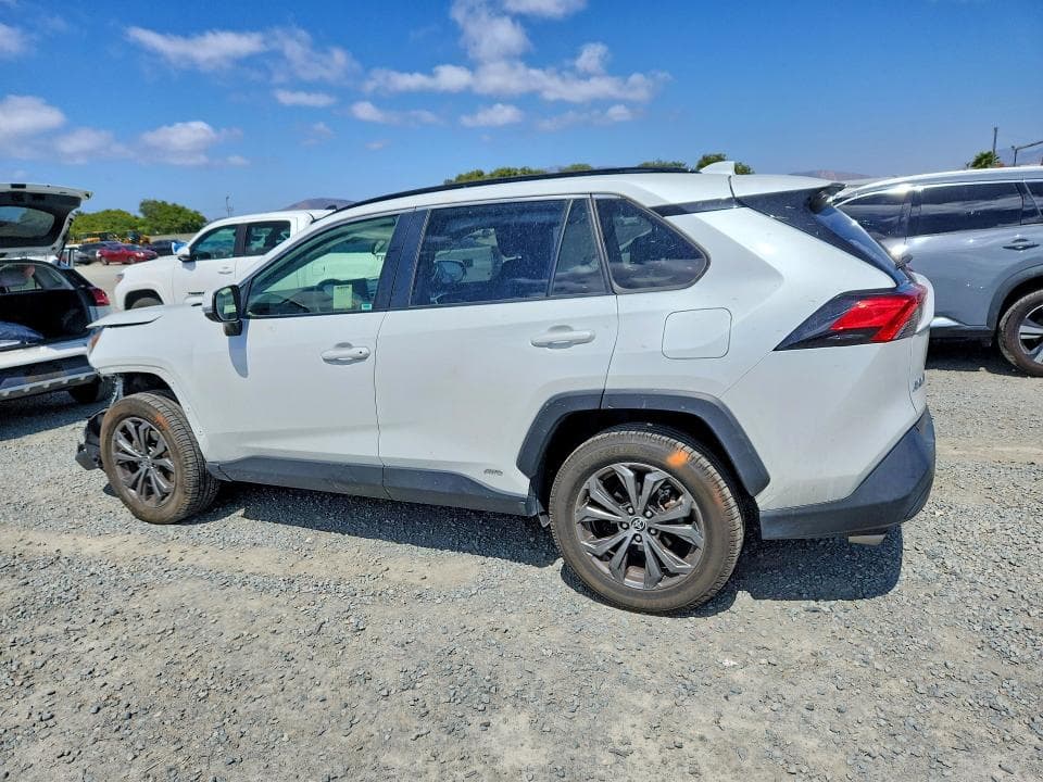 2023 TOYOTA RAV4 XLE PREMIUM 2