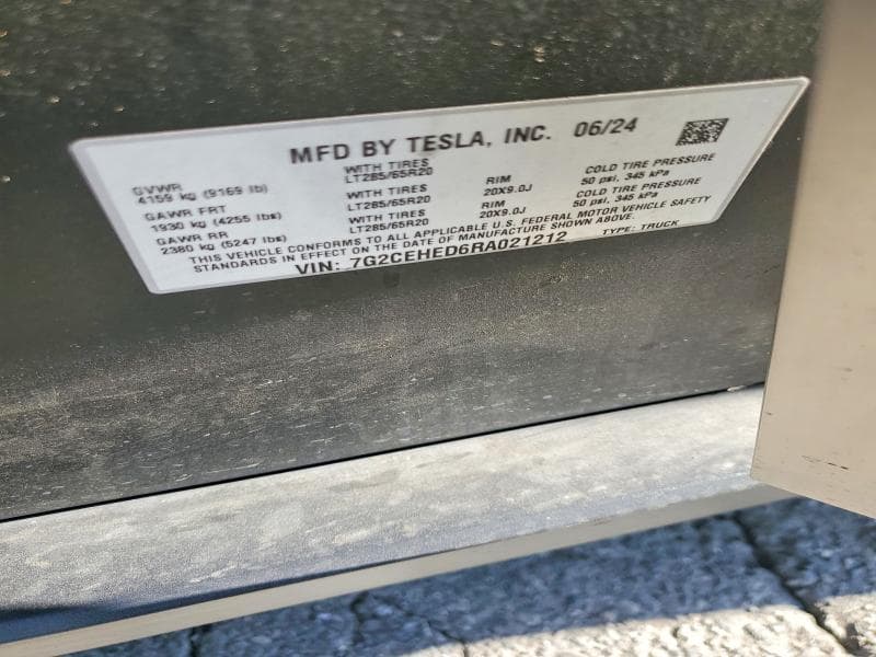 2024 TESLA CYBERTRUCK 12