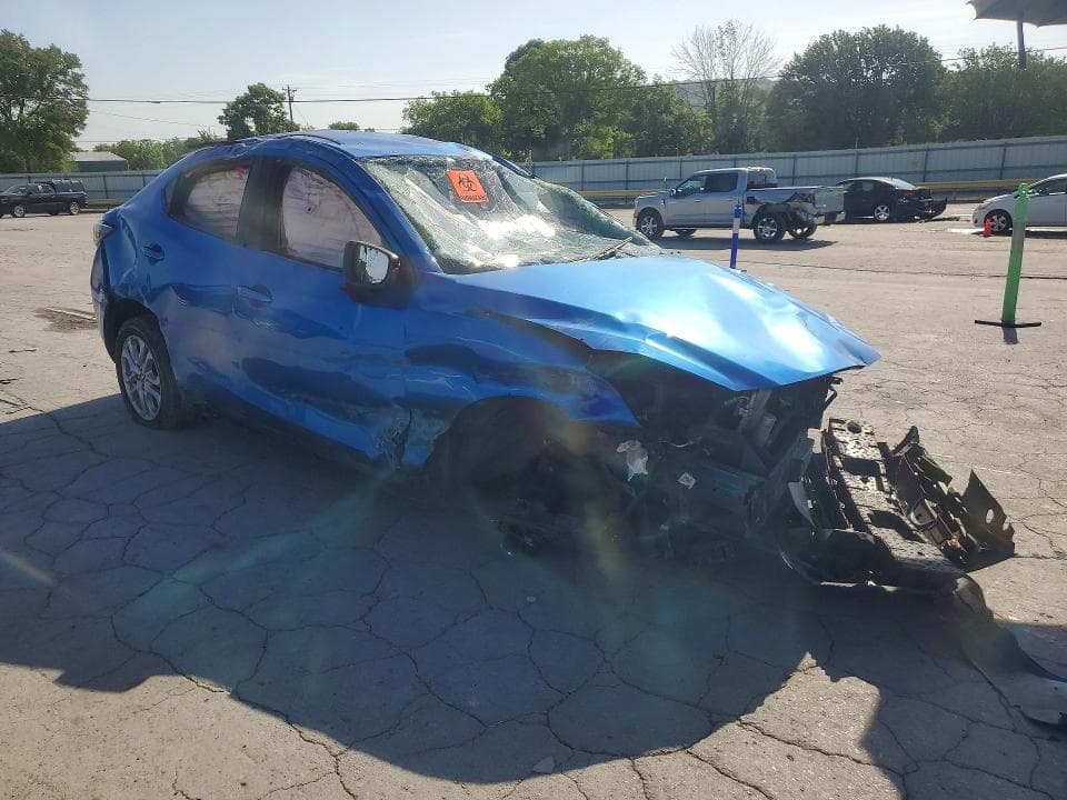 2017 TOYOTA YARIS IA BASE 4