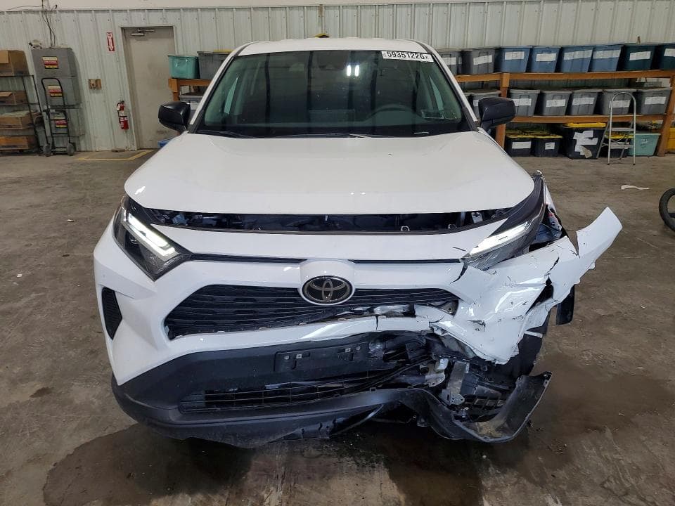 2023 TOYOTA RAV4 LE 5