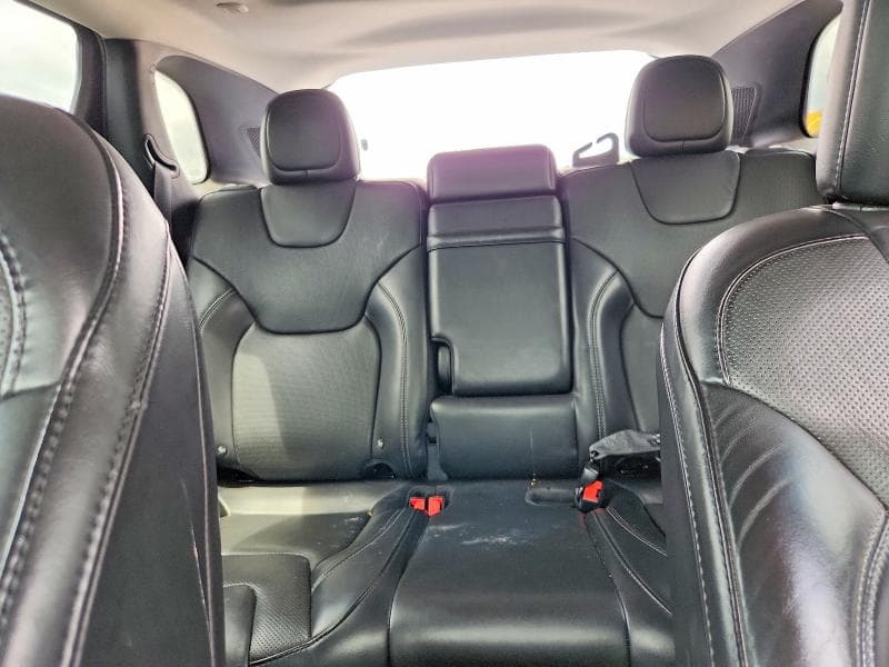 2019 JEEP CHEROKEE LIMITED 10