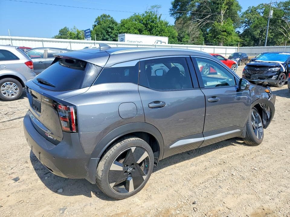 2025 NISSAN KICKS SR 3