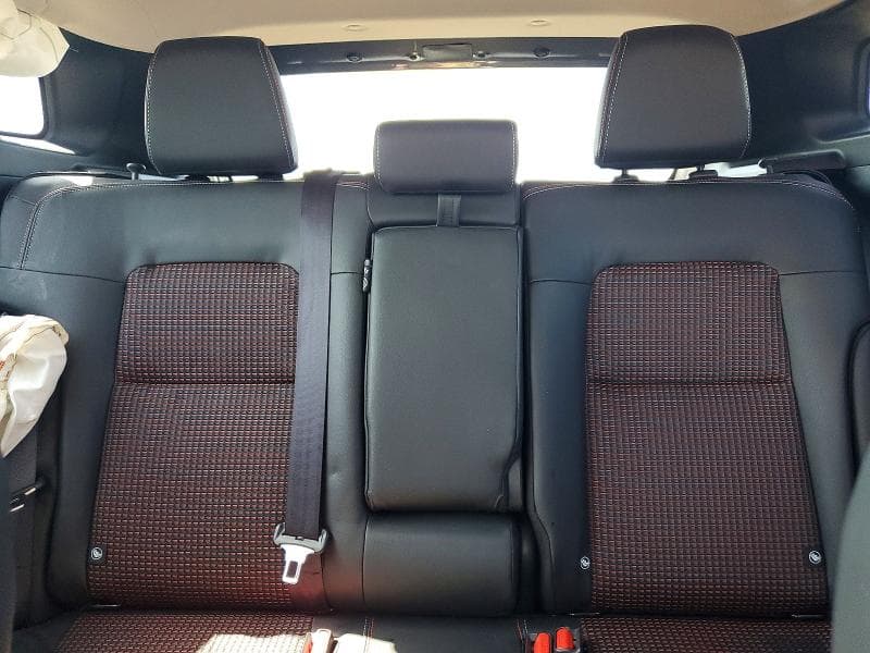 2025 NISSAN KICKS SR 10