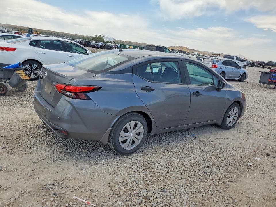 2020 NISSAN VERSA 3