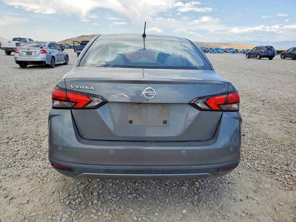2020 NISSAN VERSA 6